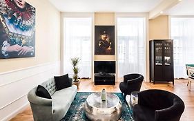 Ventura Ridge Apartment